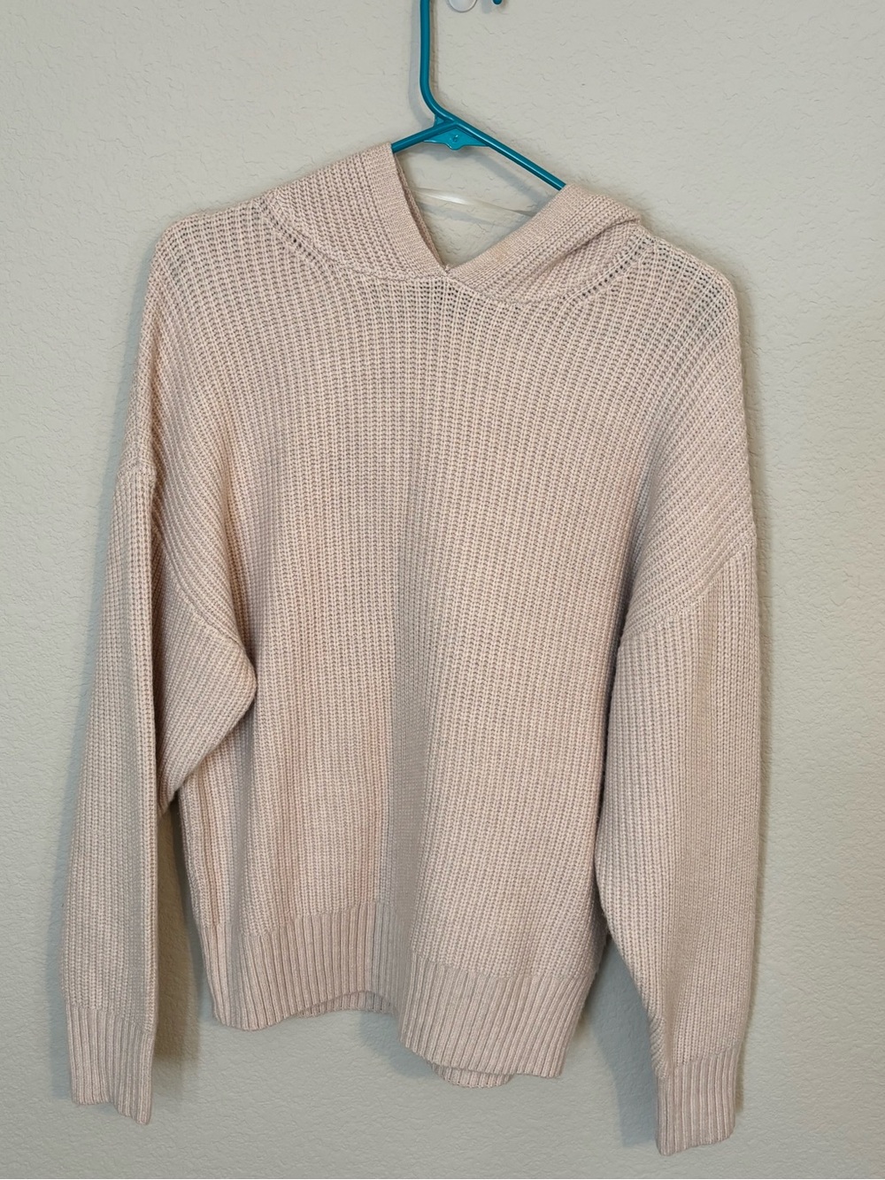 NWOT - wild fable Cream Textured Knit Hoodie - XS